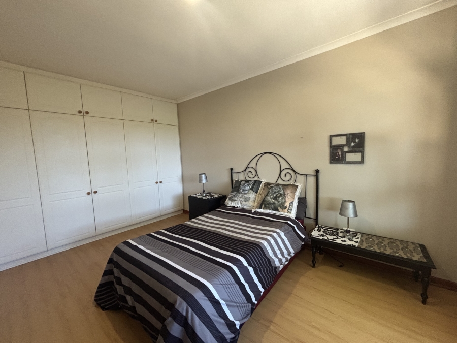To Let 3 Bedroom Property for Rent in Summerstrand Eastern Cape